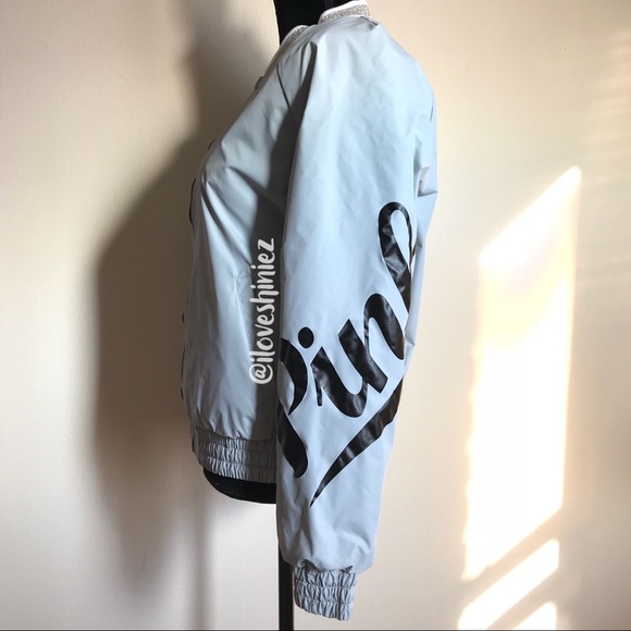 •Victoria's Secret PINK• Reversible Sherpa Bomber - Picture 6 of 8